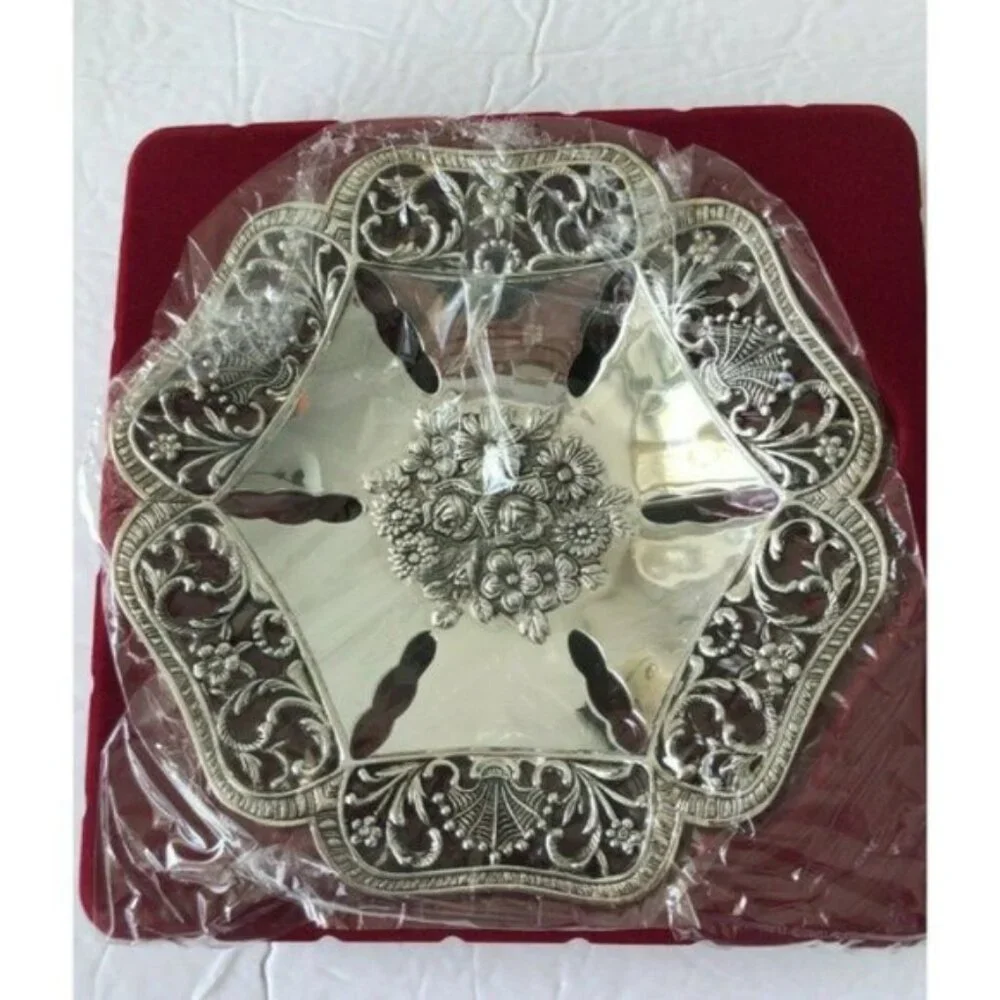 Silver plated Footed Bowl Dish Lace Embossed on Edge, Middle and Foot New